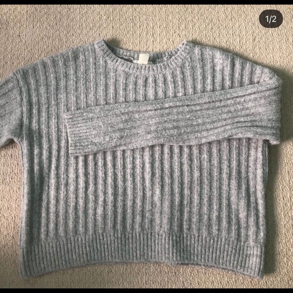 wool sweater - Picture 1 of 2
